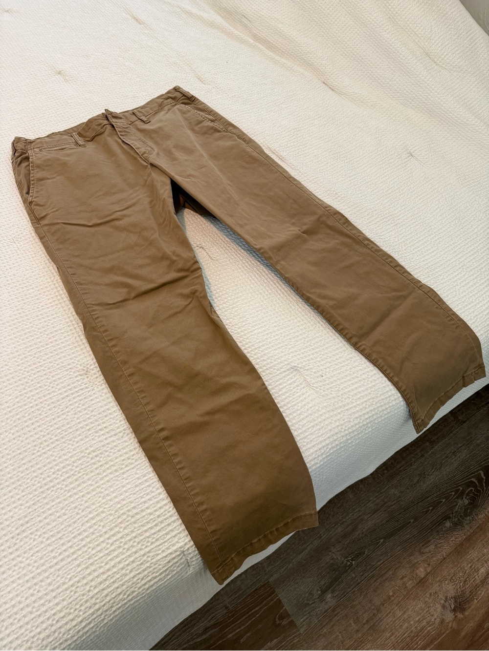 American Eagle Outfitters Men’s Lived In Khakis